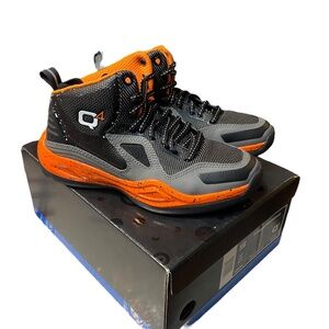 Q4 Sports Basketball Shoes Urban Assault Black Size 5 Mens Sneakers Q4MB-007 NEW